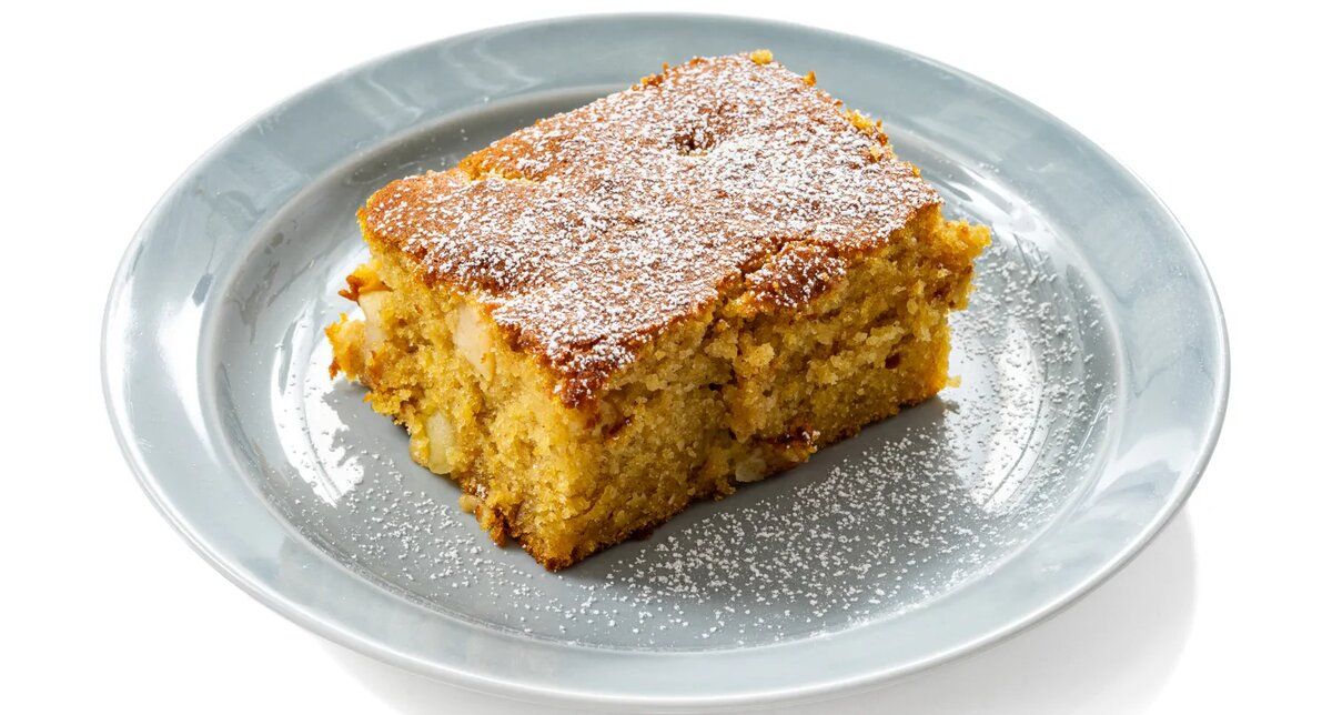 Тыквенная шарлотка: новый уютный десерт осени