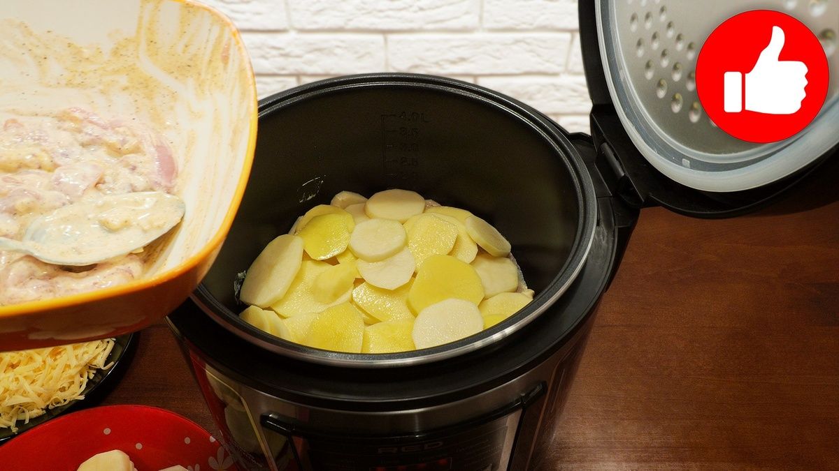 Нежная картошка с курицей и сыром: идеальное блюдо для мультиварки