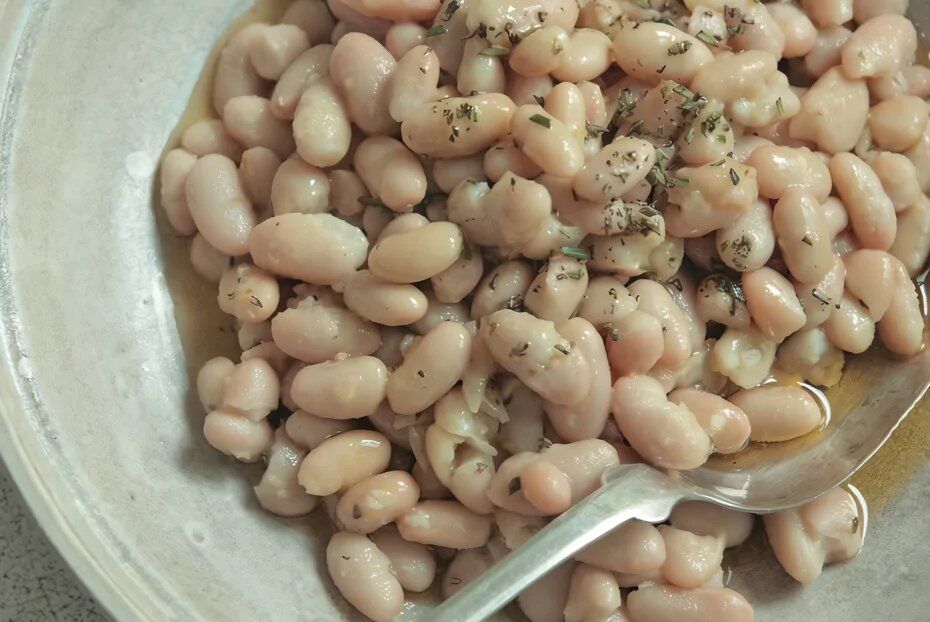 Нежная фасоль каннеллини с розмарином: идеальное сочетание вкусов