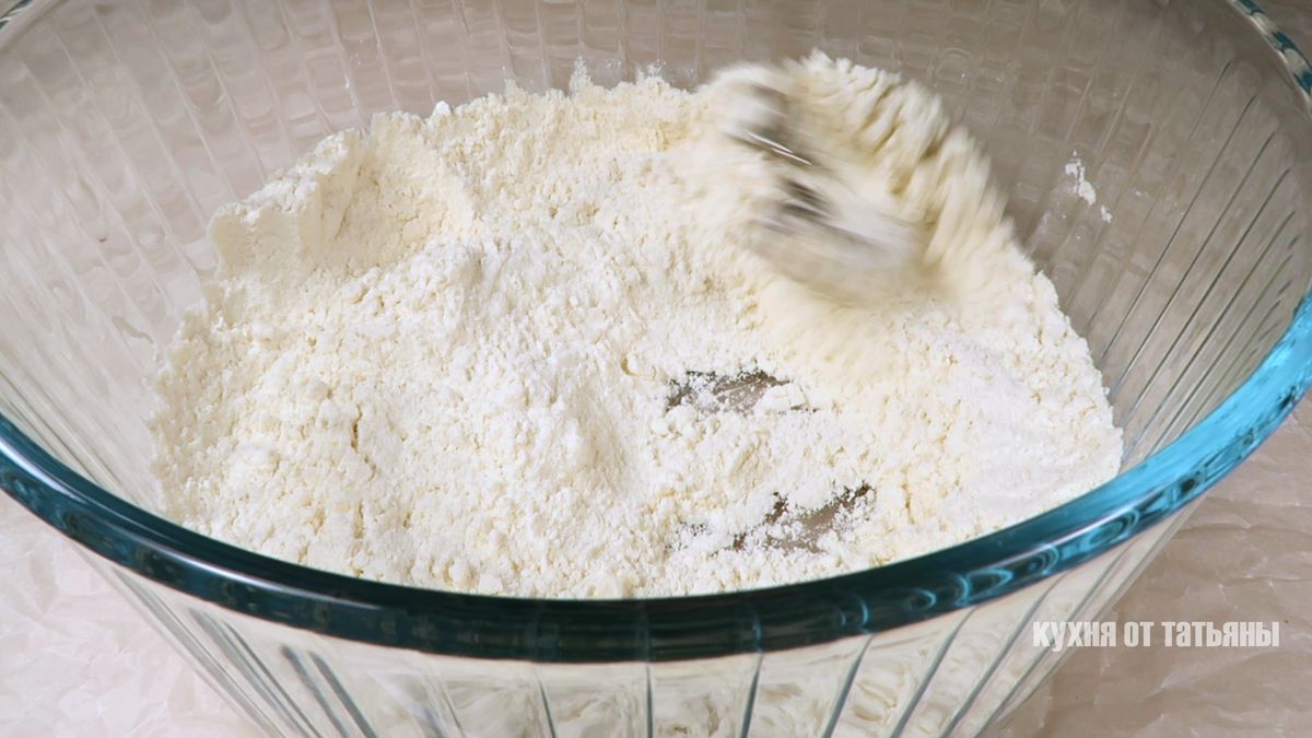 Нежный пирог с орехами: простой рецепт для домашнего уюта