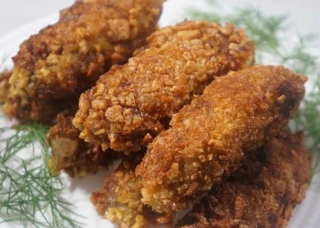 Нежные фаршированные колбаски: создание кулинарного шедевра