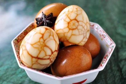 Мраморные чайные яйца: Нежный деликатес за 10 минут