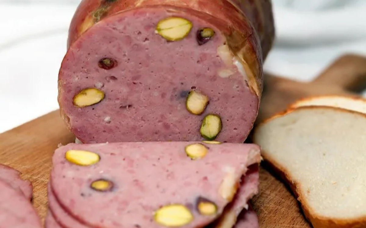 Как приготовить домашнюю Мортаделлу: пошаговый рецепт