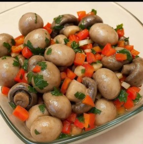 Непревзойденная закуска: Как приготовить маринованные шампиньоны за одну ночь