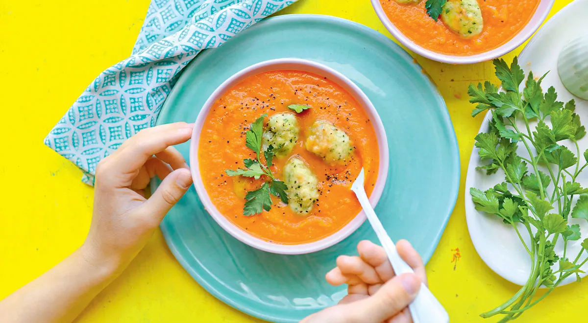 Крем-суп с овощами и клецками для уютного обеда