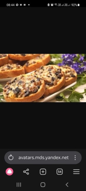 Нежные бутерброды с грибами и сыром для соратников на кухне