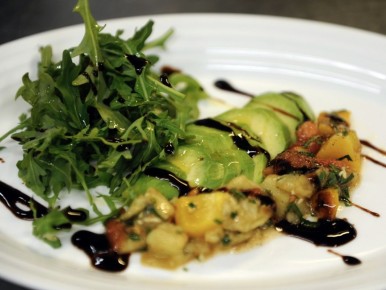 Авокадо: помощь в борьбе с холестерином и возможные риски