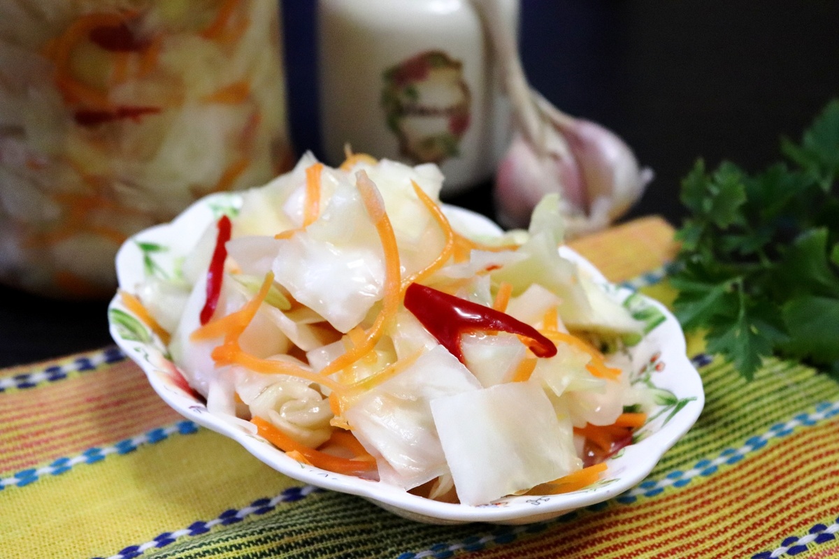 Острый салат из капусты: просто, быстро и вкусно