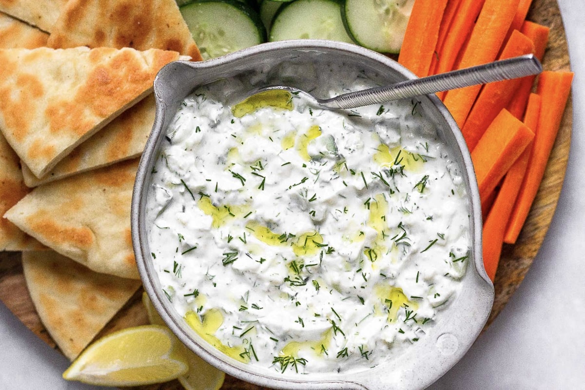 Соус дзадзыки: невероятные сочетания для ваших блюд