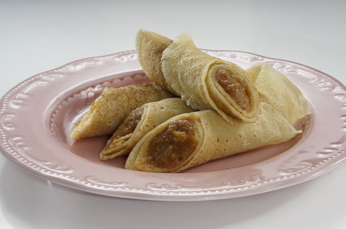 Как приготовить постные блины с банановой карамелью