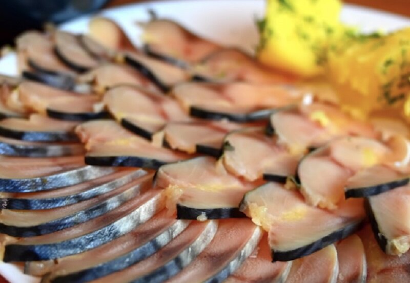 Необычная закуска из скумбрии: идеальная альтернатива красной рыбе