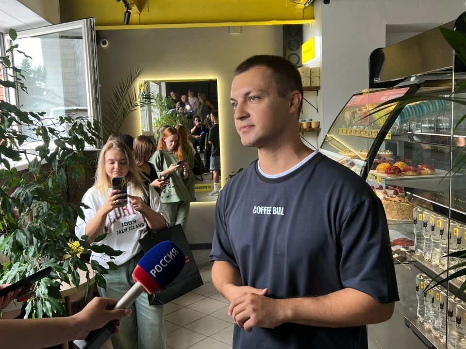 ������� Coffee Bull ������ �������� ����� ���� ��� ������ � Red Bull