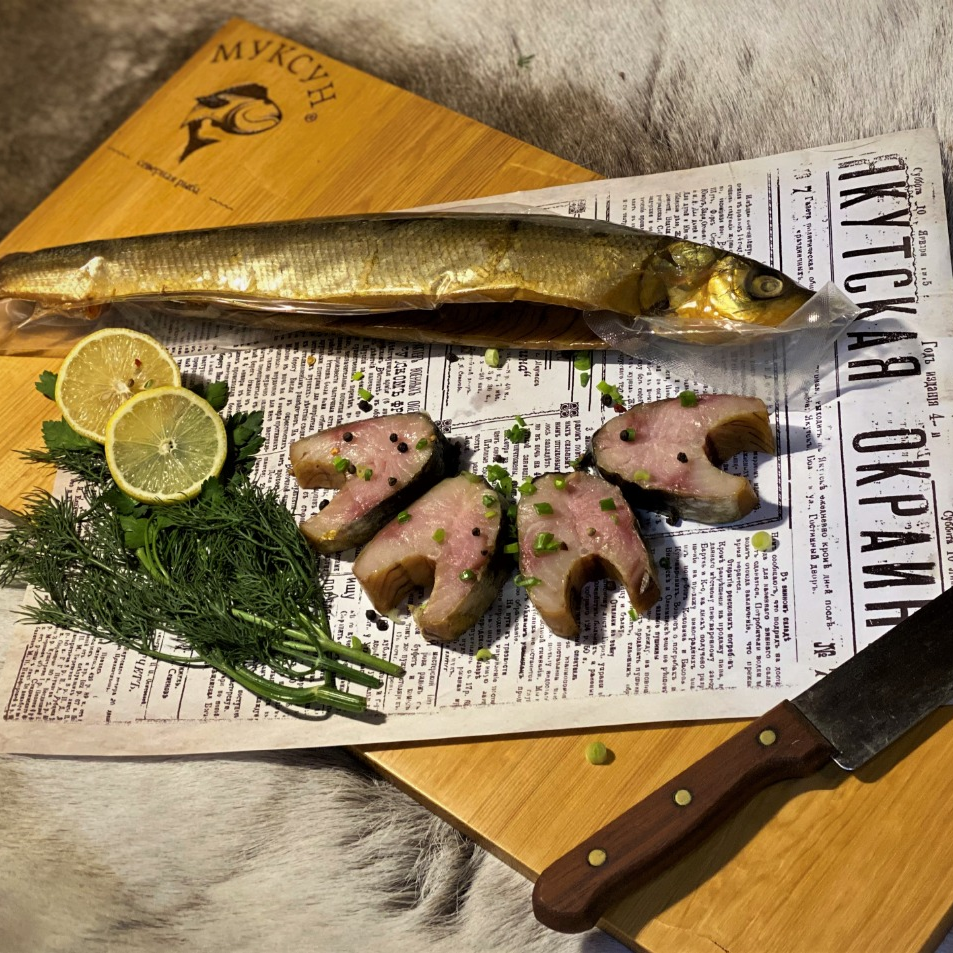 Копченый омуль: Вкусная традиция Байкала