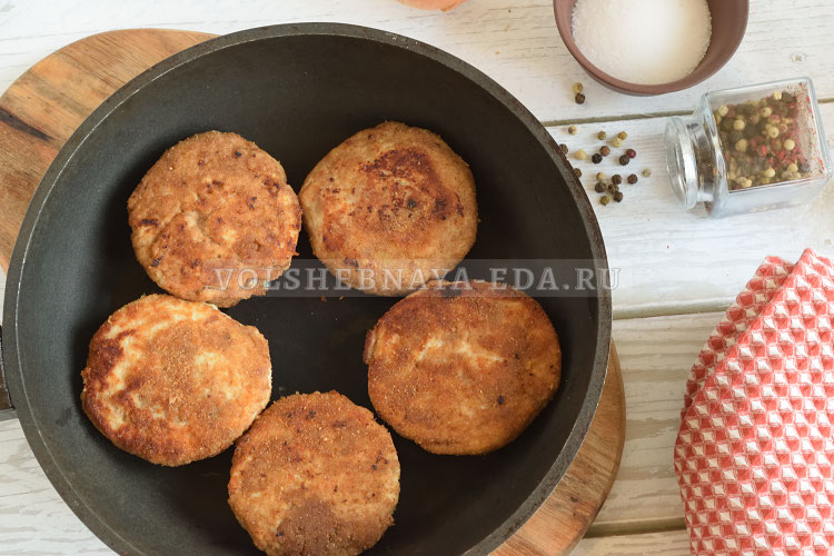 Куриные котлеты с маслом: сделайте их вкуснее