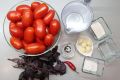 Маринованные помидоры с базиликом: сохраните вкус лета